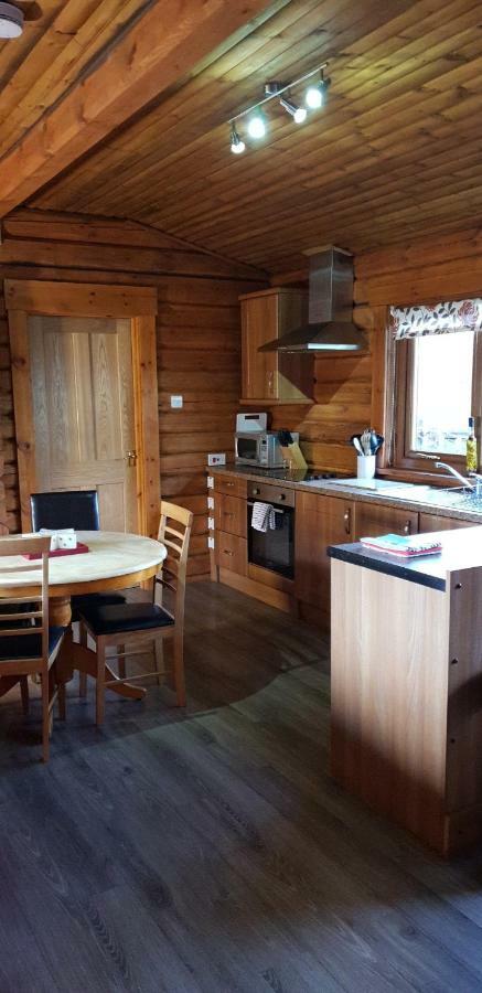 Glenmhor Log Cabin Fort William Exterior foto
