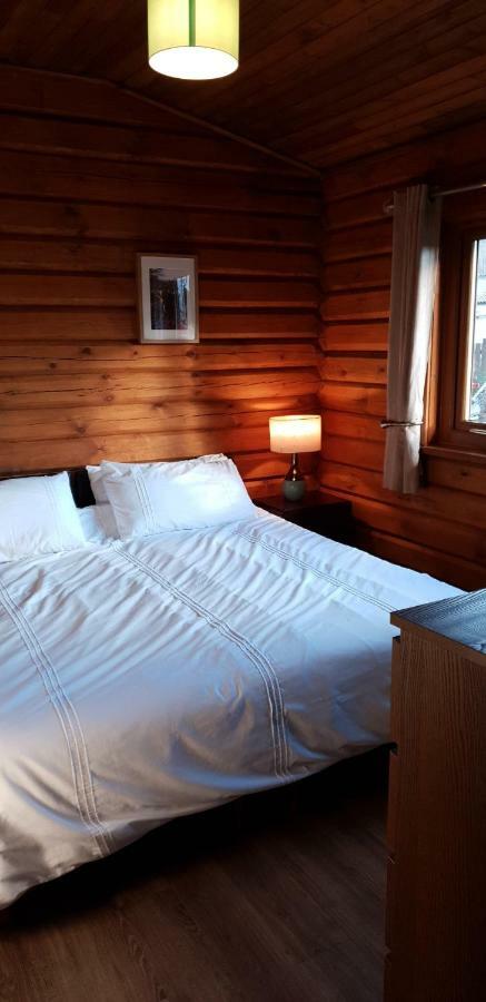 Glenmhor Log Cabin Fort William Exterior foto